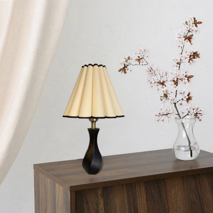 Traditional Vintage Drum Wood Fabric 1-Light Table Lamp For Living Room