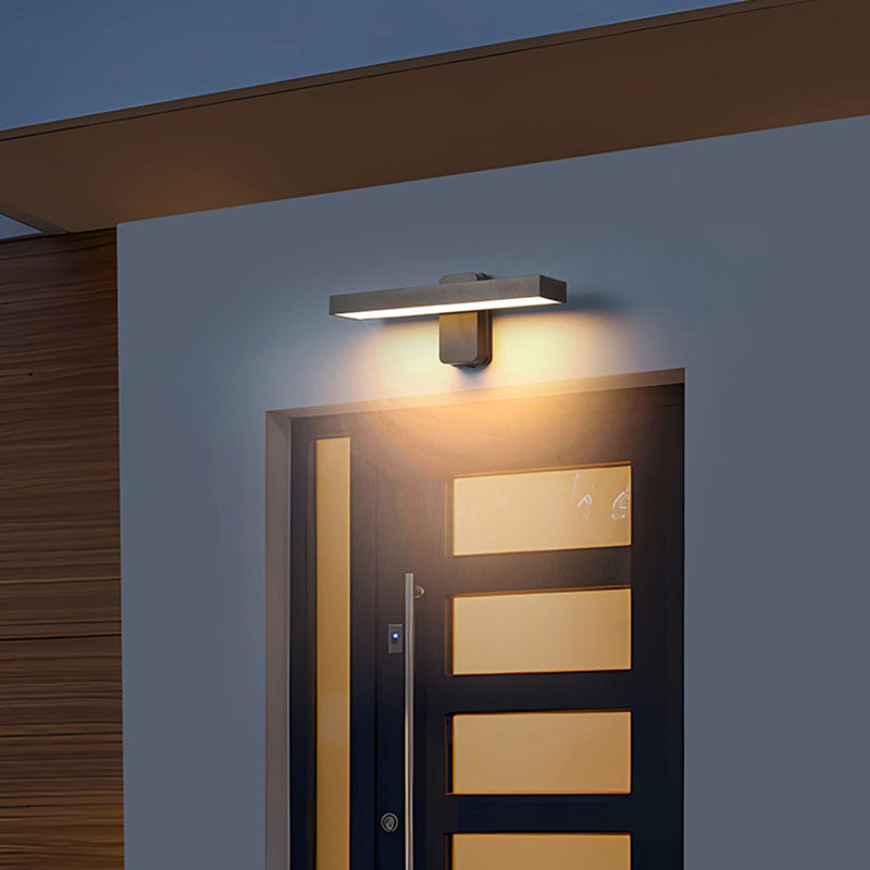 مصباح حائط LED مستطيل الشكل من الألومنيوم والزجاج بتصميم عصري بسيط للحديقة 