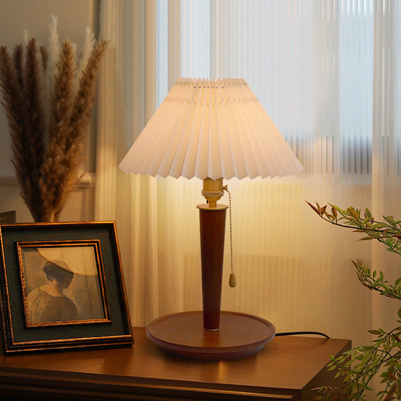 Traditional Vintage Dome Iron Wood Fabric 1-Light Table Lamp For Living Room