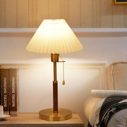 Traditional Vintage Drum Iron Fabric 1-Light Table Lamp For Living Room