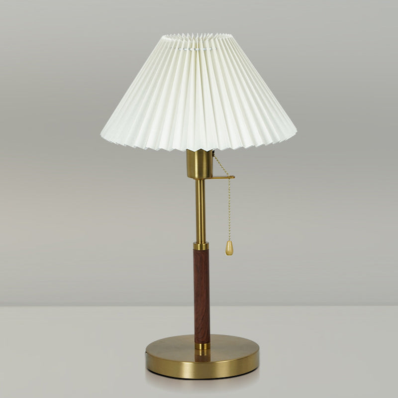 Traditional Vintage Drum Iron Fabric 1-Light Table Lamp For Living Room