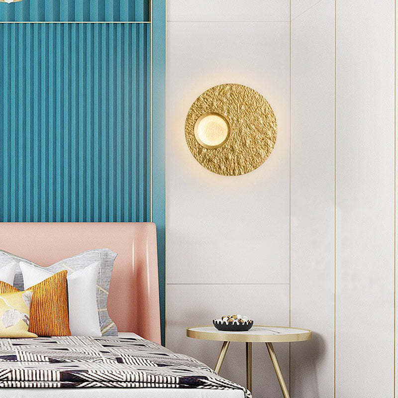 مصباح حائط LED دائري معاصر من الحديد والراتنج لغرفة المعيشة 