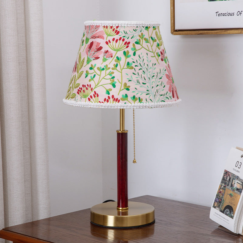 Traditional Vintage Drum Iron Fabric 1-Light Table Lamp For Living Room