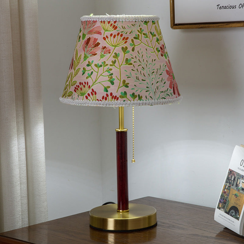 Traditional Vintage Drum Iron Fabric 1-Light Table Lamp For Living Room