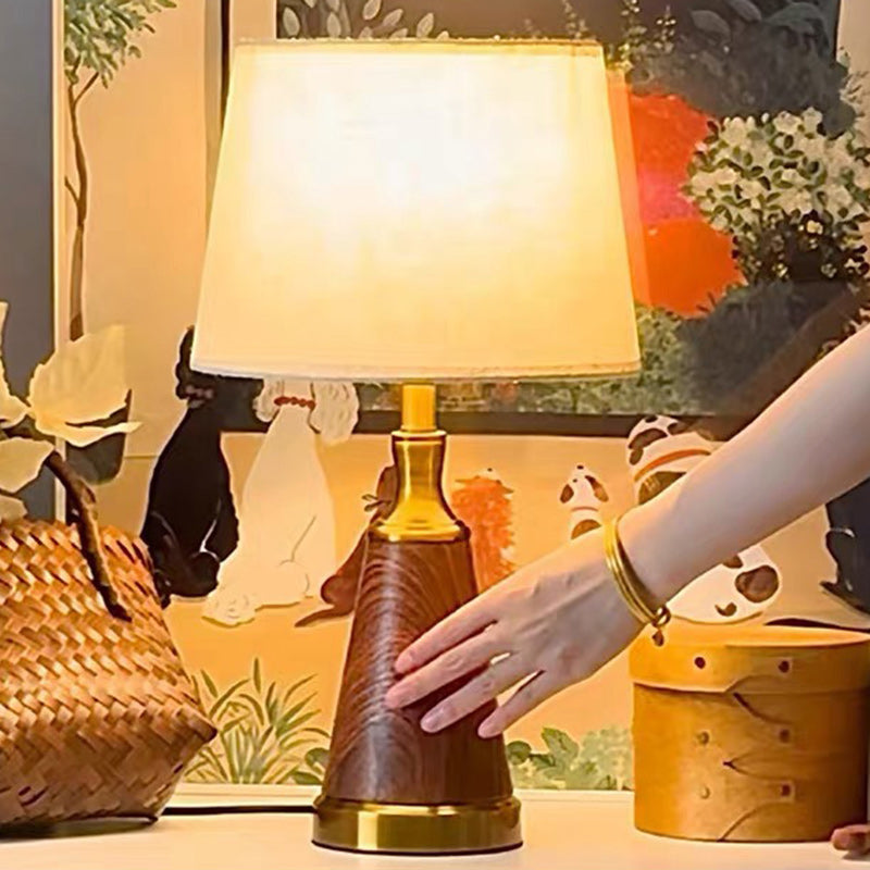 Traditional Vintage Drum Wood Iron Fabric 1-Light Table Lamp For Living Room