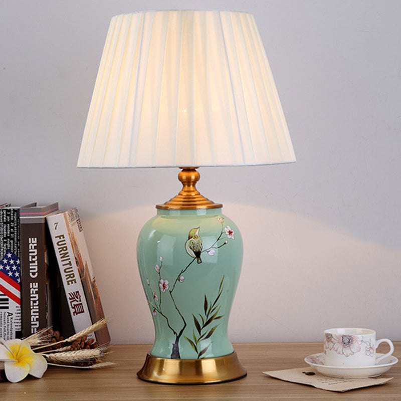 Traditional Chinese Drum Iron Ceramic Fabric 1-Light Table Lamp For Living Room