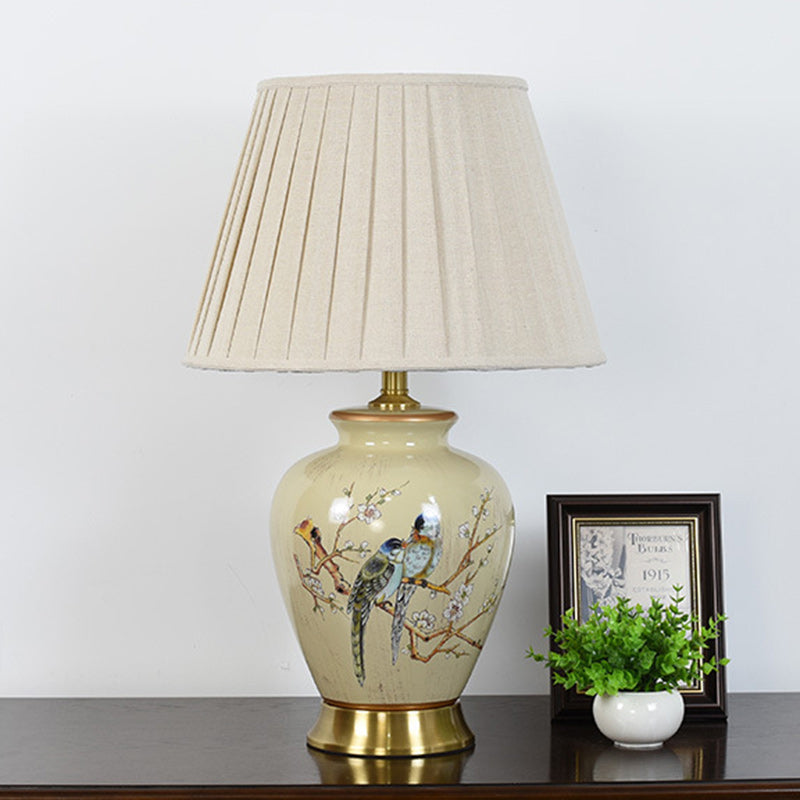 Traditional Chinese Drum Ceramic Fabric 1-Light Table Lamp For Living Room