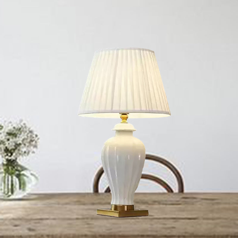 Traditional Chinese Drum Ceramic Fabric 1-Light Table Lamp For Living Room