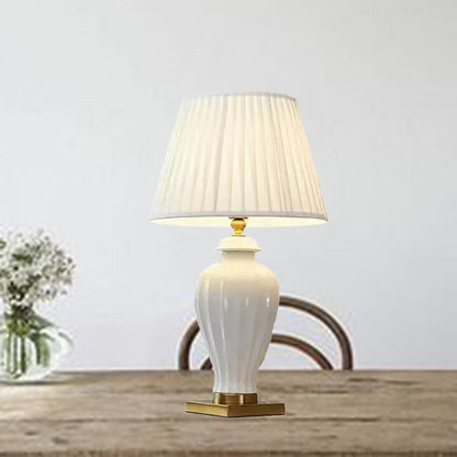 Traditional Chinese Drum Ceramic Fabric 1-Light Table Lamp For Living Room