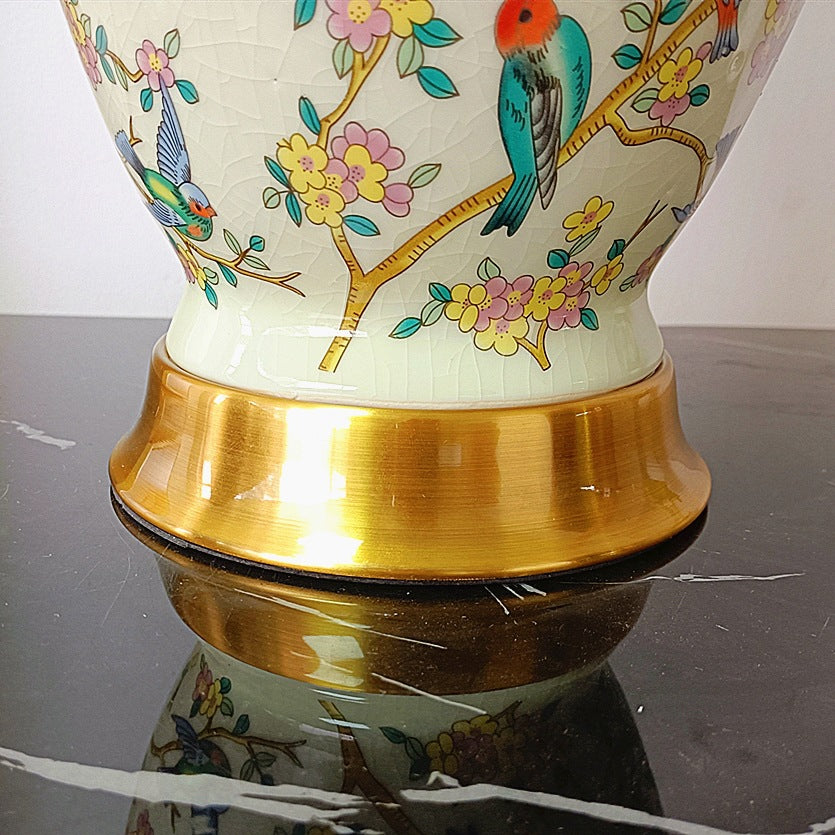Traditional Chinese Drum Ceramic Fabric 1-Light Table Lamp For Bedroom