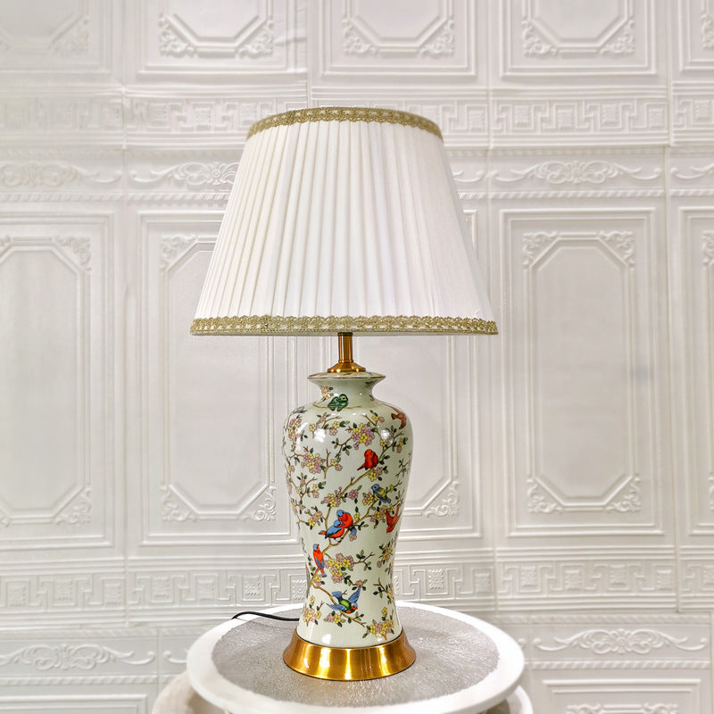 Traditional Chinese Drum Ceramic Fabric 1-Light Table Lamp For Bedroom