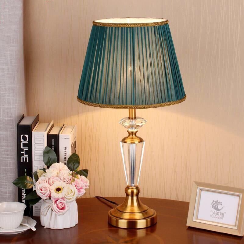 Traditional European Drum Iron Crystal Fabric 1-Light Table Lamp For Living Room