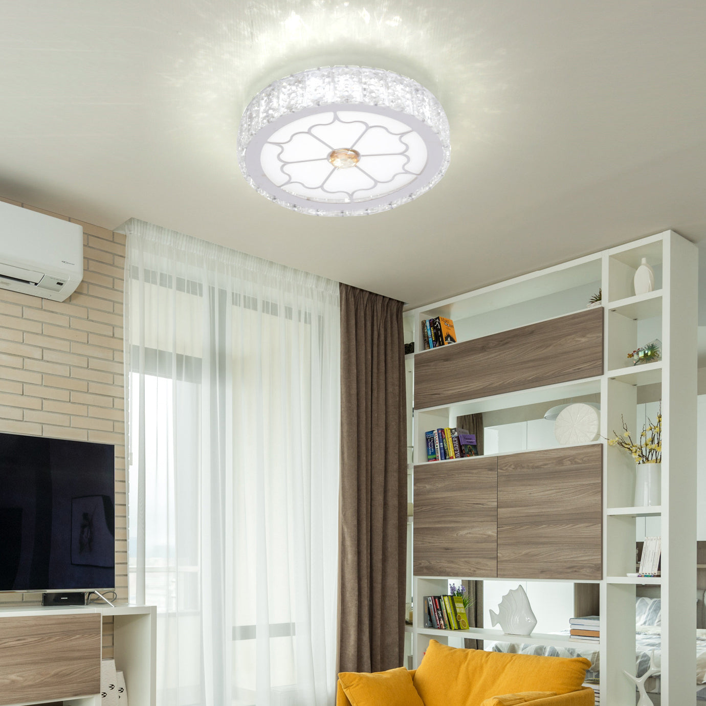 Modern Luxury Round Aluminum Crystal LED Flush Mount Ceiling Light For Living Room