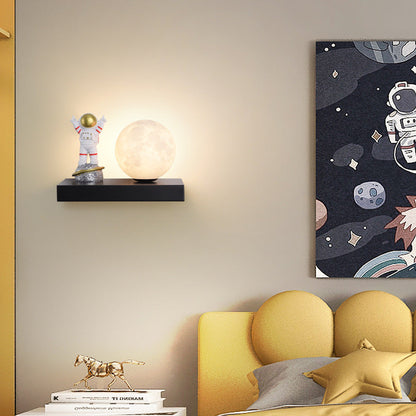 現代的でクリエイティブな漫画のウサギの宇宙飛行士の鉄樹脂木製1ライト壁取り付け用燭台ランプ寝室用