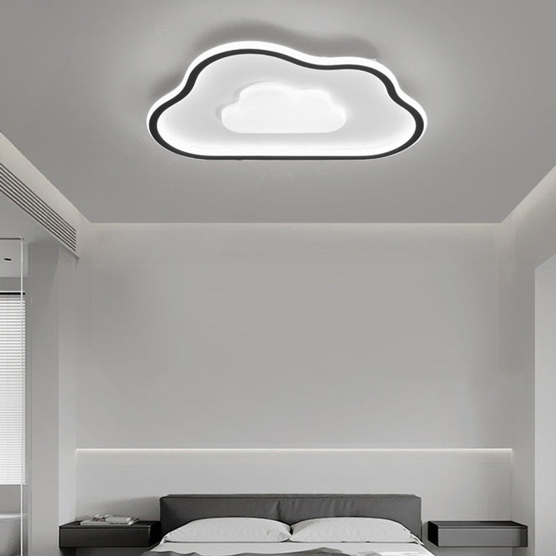 モダンでシンプルな銅シリコンアクリル製トライアングルクラウドLEDフラッシュマウントシーリングライト寝室用