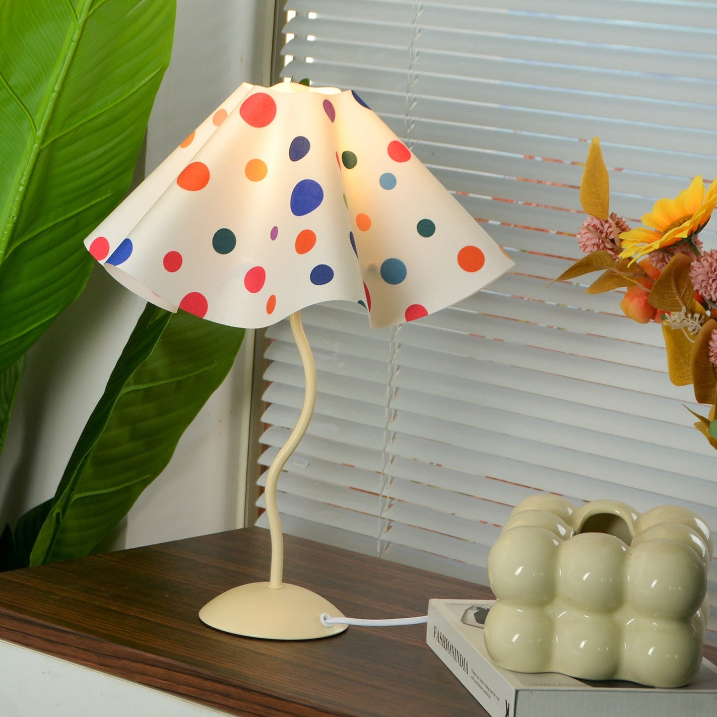 Contemporary Nordic Umbrella Shaped Petal Irregular Dopamine Colorful Dots Hardware Fabric 1-Light Table Lamp For Bedroom