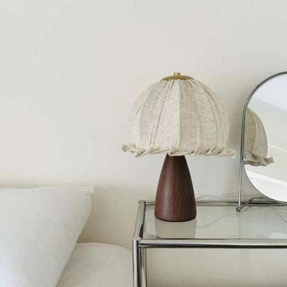 Traditional Vintage Ceramic Handmade Linen Flower Bud 1-Light Table Lamp For Bedroom