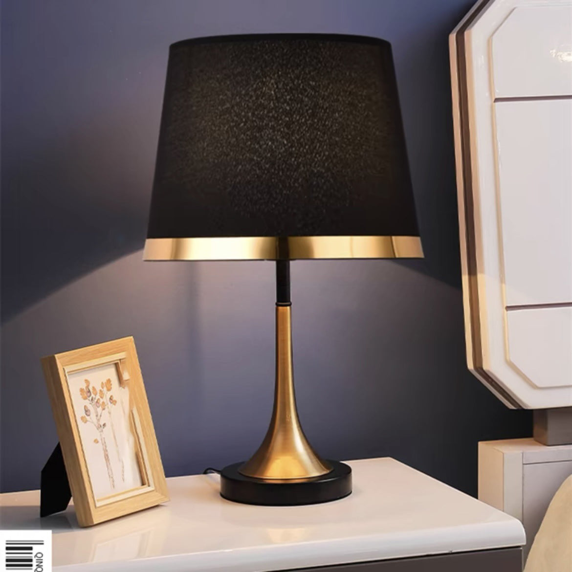 Traditional Vintage Dome Round Base Iron Fabric 1-Light Table Lamp For Bedroom