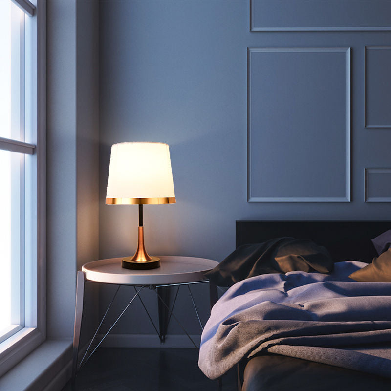 Traditional Vintage Dome Round Base Iron Fabric 1-Light Table Lamp For Bedroom
