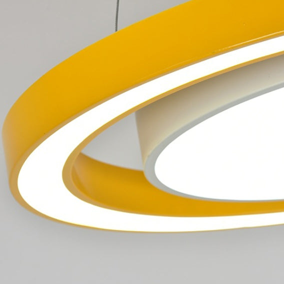 ثريا جزيرة LED دائرية حديثة بسيطة من الحديد والألومنيوم والأكريليك بجانب السرير 