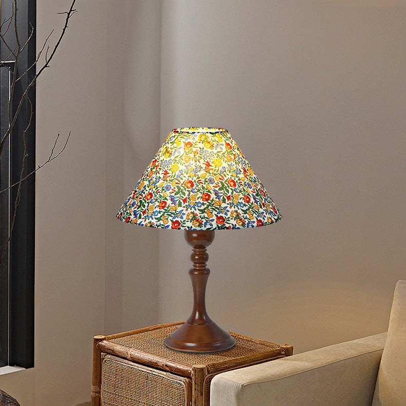 Traditional Vintage Drum Floral Fabric Wood 1-Light Table Lamp For Living Room