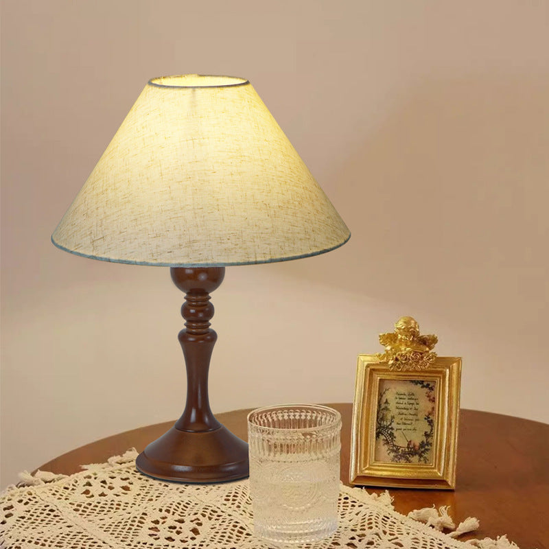 Traditional Vintage Drum Floral Fabric Wood 1-Light Table Lamp For Living Room