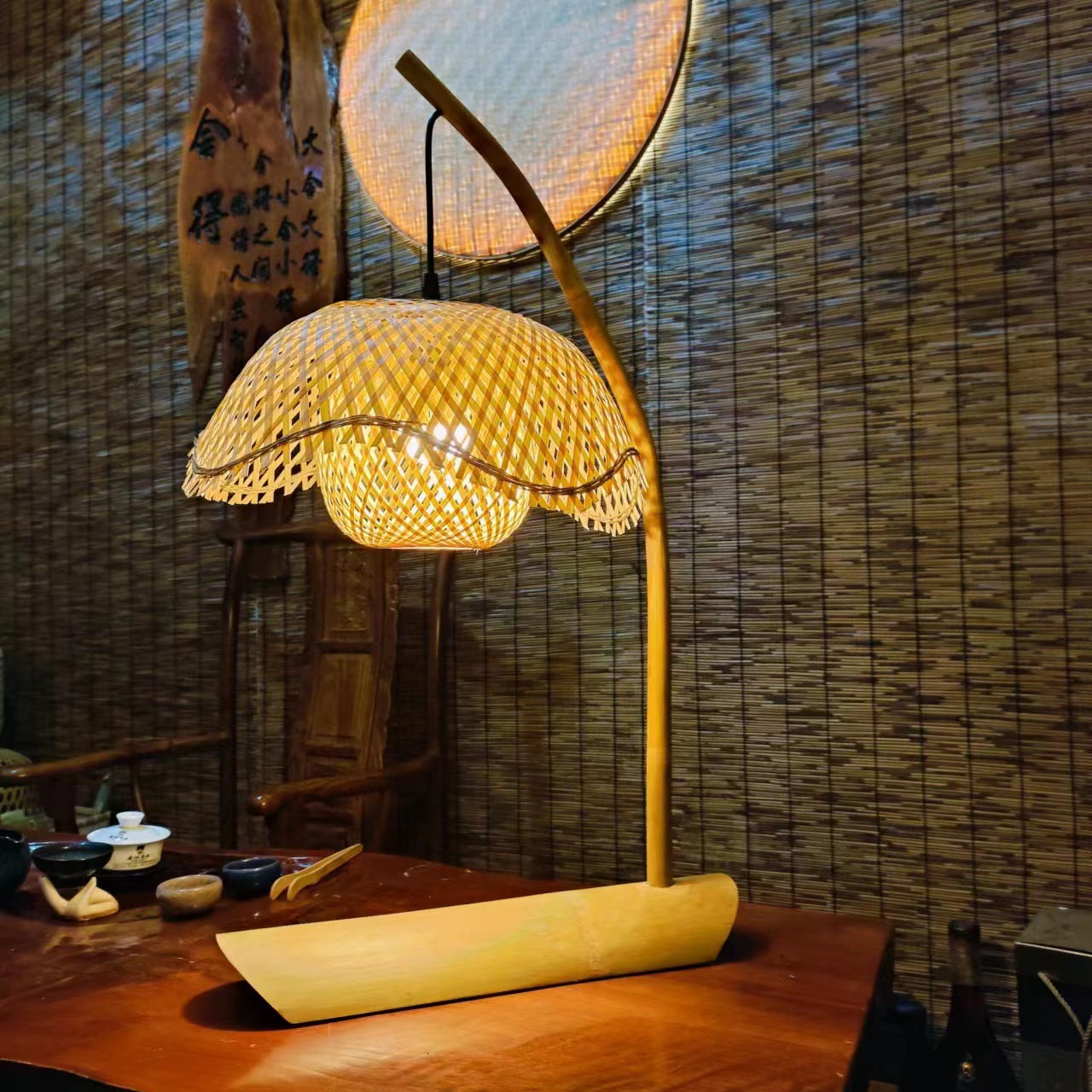 Contemporary Boho Lotus Shape Bamboo 1-Light Table Lamp For Bedroom