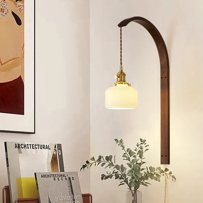 مصباح حائطي ياباني تقليدي مصنوع من خشب الجوز والزجاج والسيراميك بتصميم أسطواني مخروطي منحني مزود بمصباح واحد لغرفة النوم 