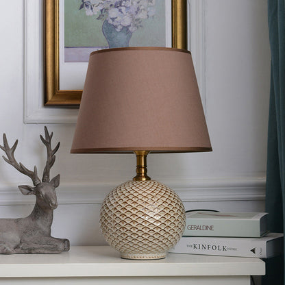 Traditional Vintage Round Base Drum Shape Ceramic Brass Fabric 1-Light Table Lamp For Living Room