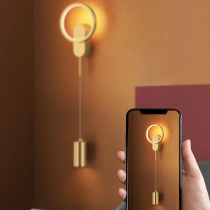 リビングルームに最適な、現代的な北欧風の鉄製シリンダー型LEDウォールスコンスランプ