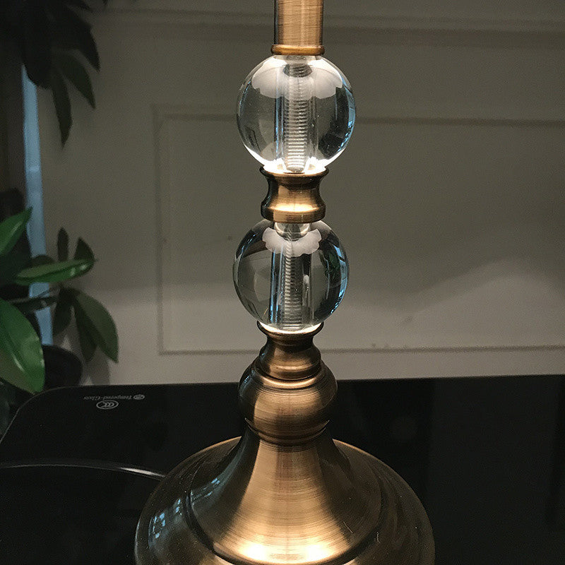 Traditional Vintage Drum Shape Crystal Ball Imitation Copper Fabric 1-Light Table Lamp For Living Room