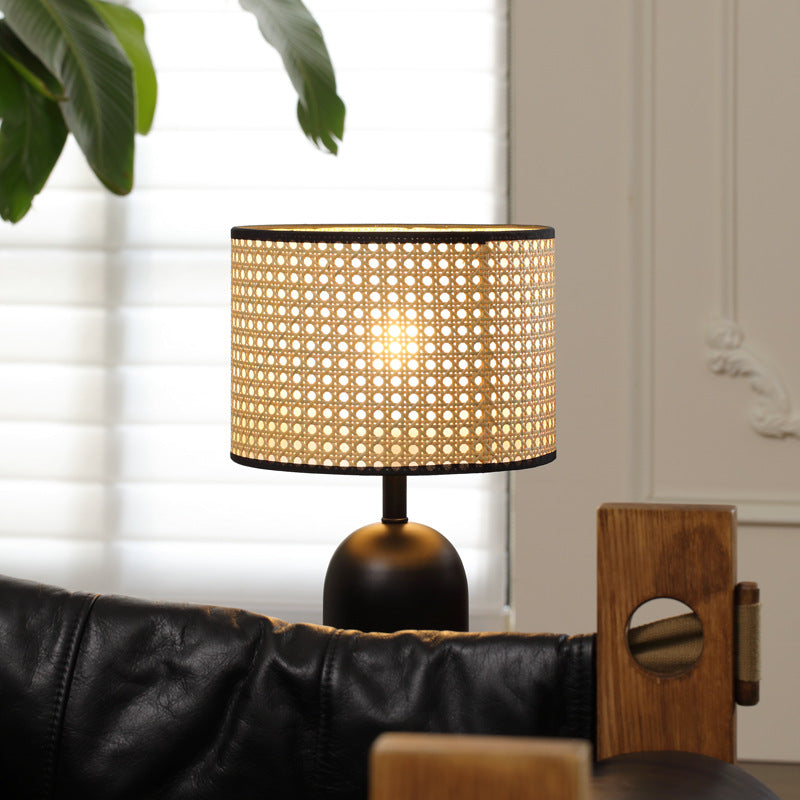 Contemporary Retro Weave Rattan Drum Shape Iron 1-Light Table Lamp For Bedroom