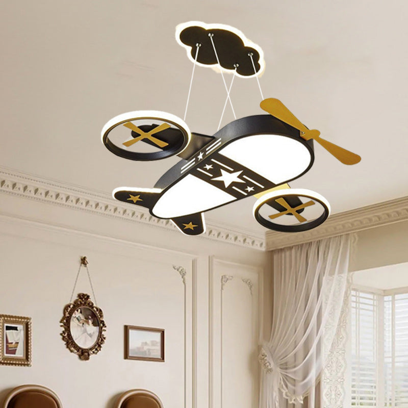 ثريا LED مصنوعة من الحديد الأكريليك بتصميم طائرة كرتونية إبداعية معاصرة لغرفة النوم 