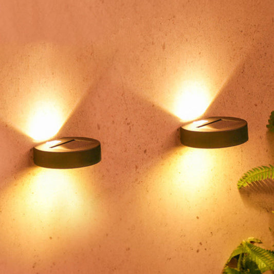 مصباح حائط خارجي عصري بسيط مقاوم للماء يعمل بالطاقة الشمسية على شكل مستطيل من مادة ABS PVC LED للحديقة 