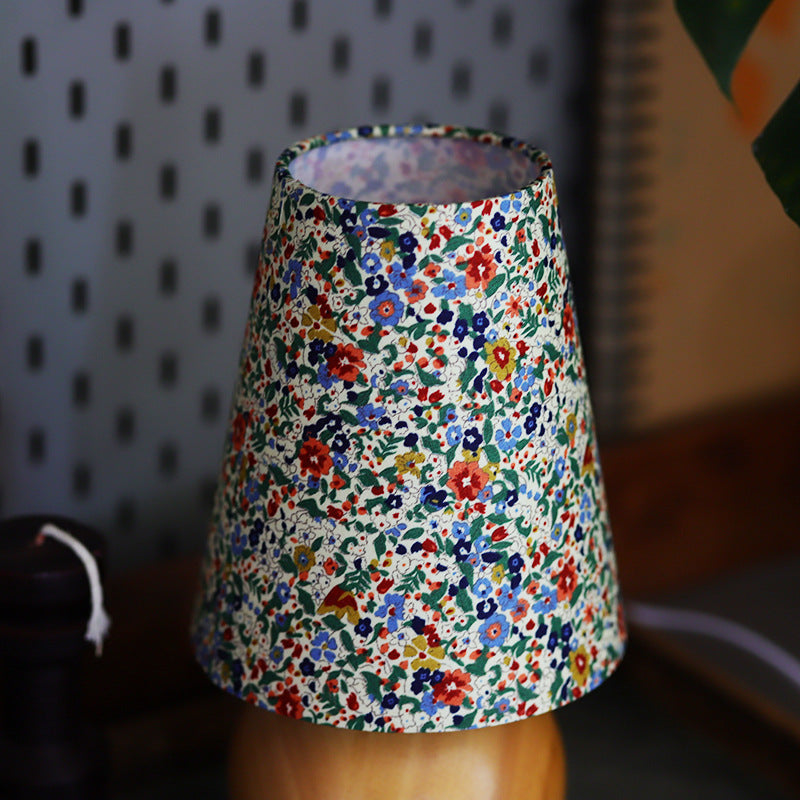 Traditional Vintage Cylinder Ball Round Table Floral Solid Wood Fabric 1-Light Table Lamp For Bedroom