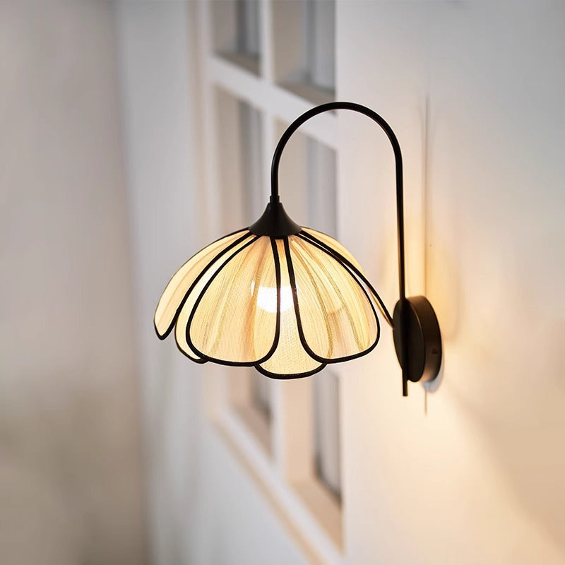 Traditional Vintage Art Petal Disc Base Iron Fabric 1-Light Wall Sconce Lamp For Bedroom