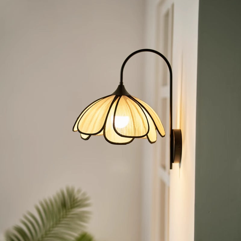 Traditional Vintage Art Petal Disc Base Iron Fabric 1-Light Wall Sconce Lamp For Bedroom