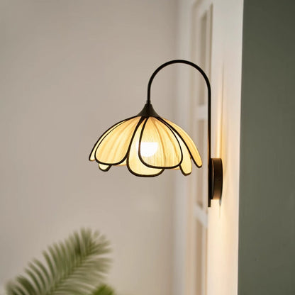 Traditional Vintage Art Petal Disc Base Iron Fabric 1-Light Wall Sconce Lamp For Bedroom