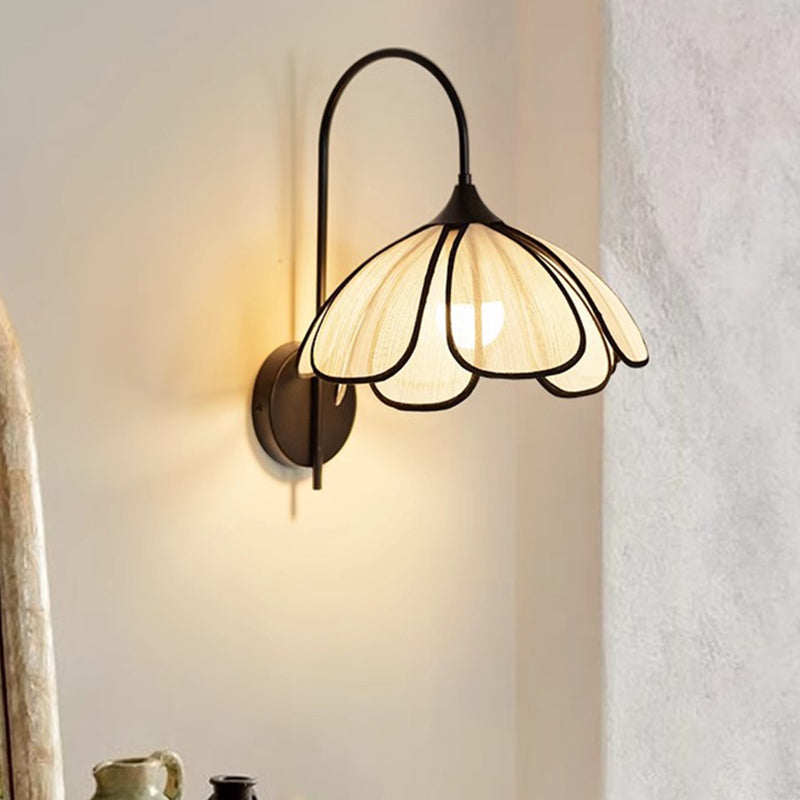 Traditional Vintage Art Petal Disc Base Iron Fabric 1-Light Wall Sconce Lamp For Bedroom