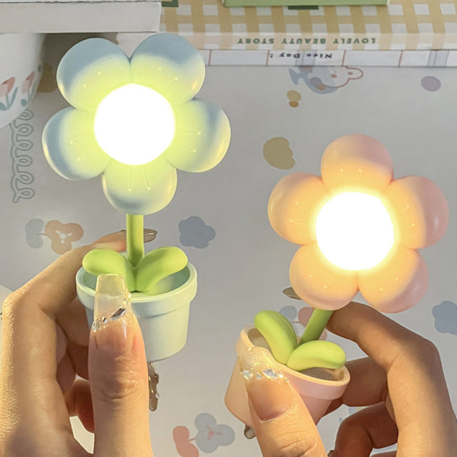 Contemporary Creative Cute Flower Round Table Base ABS PC LED Table Lamp For Bedroom