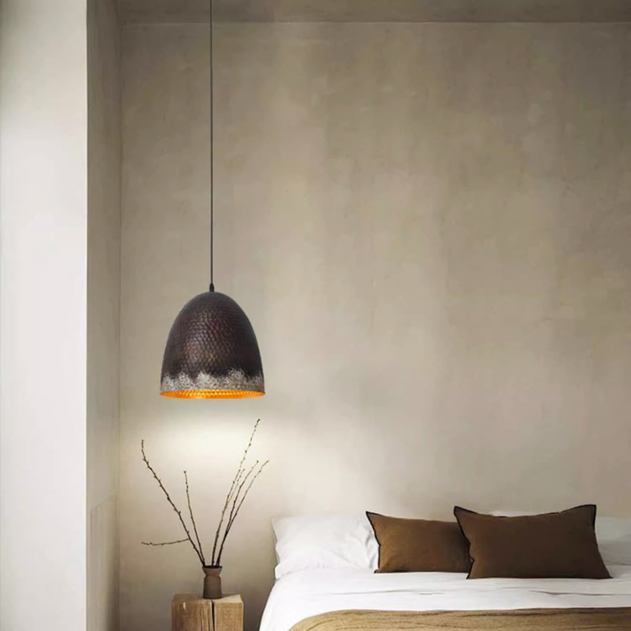 Traditional Vintage Semicircle Oval Dot Hand Painted Steel 1-Light Pendant Light For Living Room