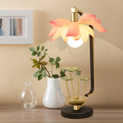 Traditional Chinese Lotus Leaf Round Resin Iron Ceramic 1-Light Table Lamp For Bedroom