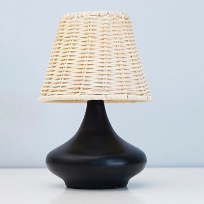 Contemporary Simplicity Rattan Weaving Shade Iron Vase Base USB LED Table Lamp For Bedroom