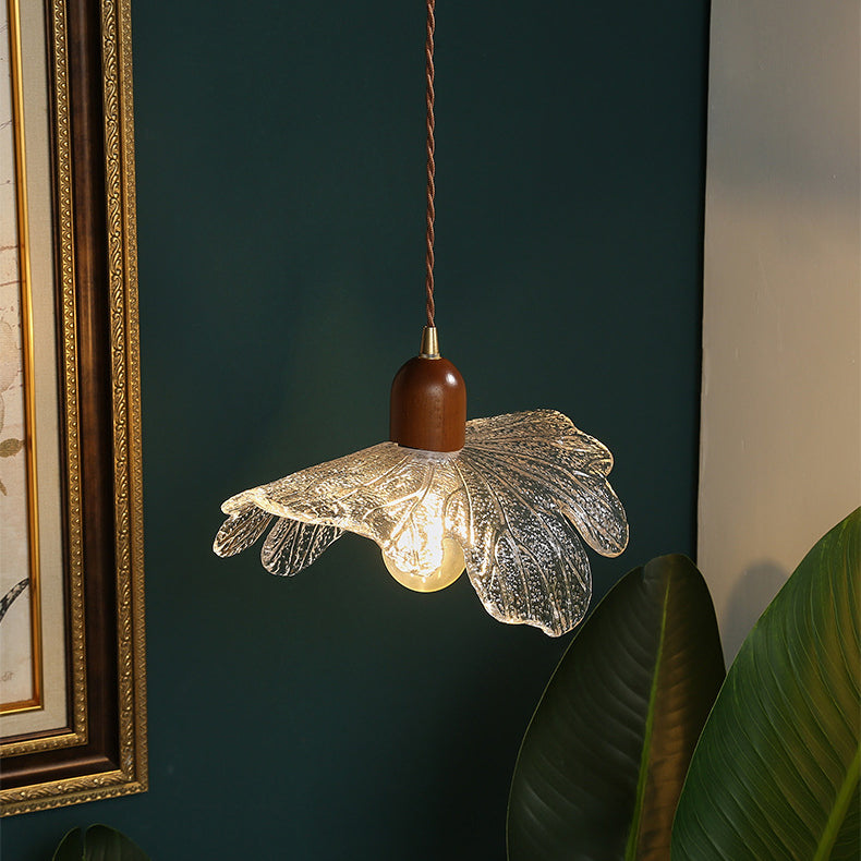 Traditional Vintage Brass Flower Glass Shade Solid Wood 1-Light Pendant Light For Living Room