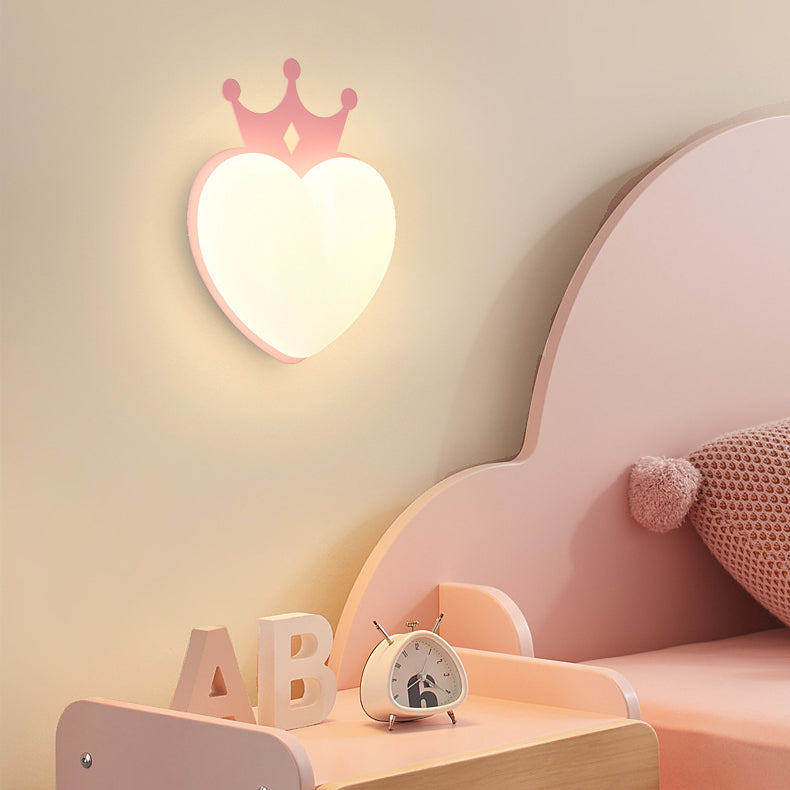 Contemporary Creative PE Crown Heart Shade Iron LED Wall Sconce Lamp For Living Room