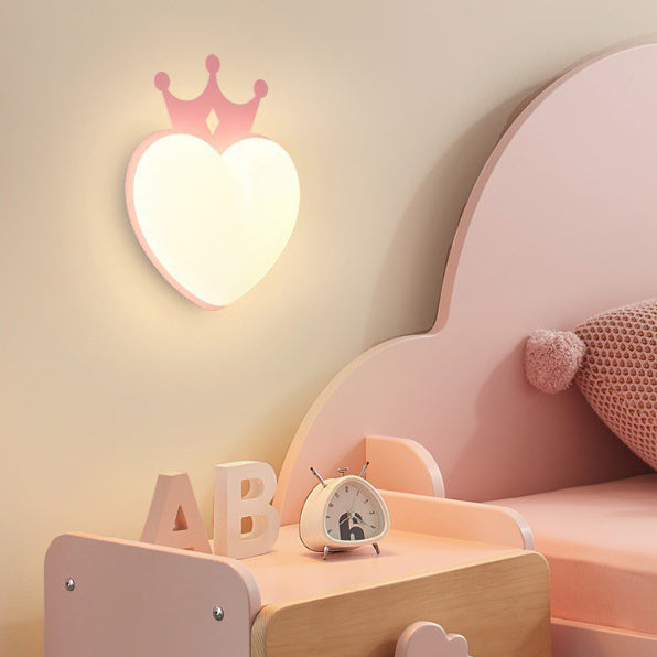 Contemporary Creative PE Crown Heart Shade Iron LED Wall Sconce Lamp For Living Room