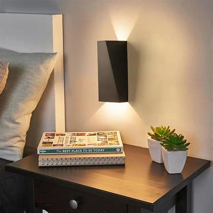 Modern Minimalist Aluminum Up And Down Illuminated LED Wall Sconce Lamp For Outdoor Patio