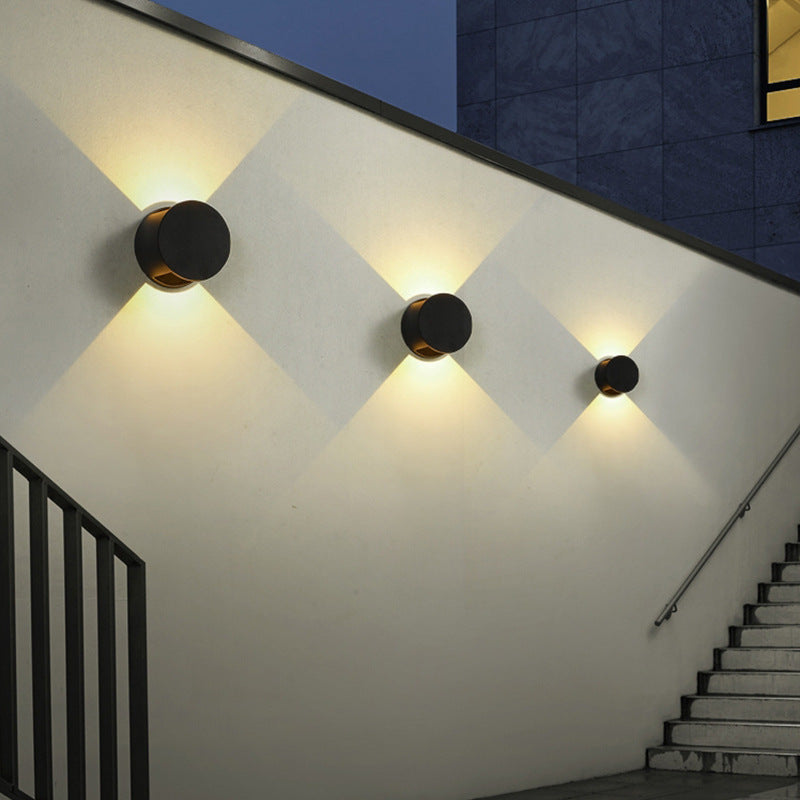 Modern Minimalist Round Aluminum Up And Down Illuminated LED Waterproof Wall Sconce Lamp For Outdoor Patio