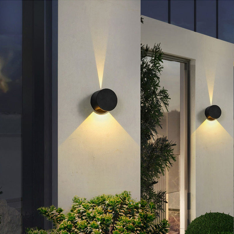 Modern Minimalist Round Aluminum Up And Down Illuminated LED Waterproof Wall Sconce Lamp For Outdoor Patio