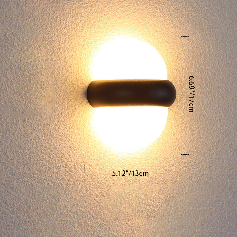 مصباح حائط LED دائري من الألومنيوم بتصميم عصري بسيط ومقاوم للماء للفناء الخارجي 